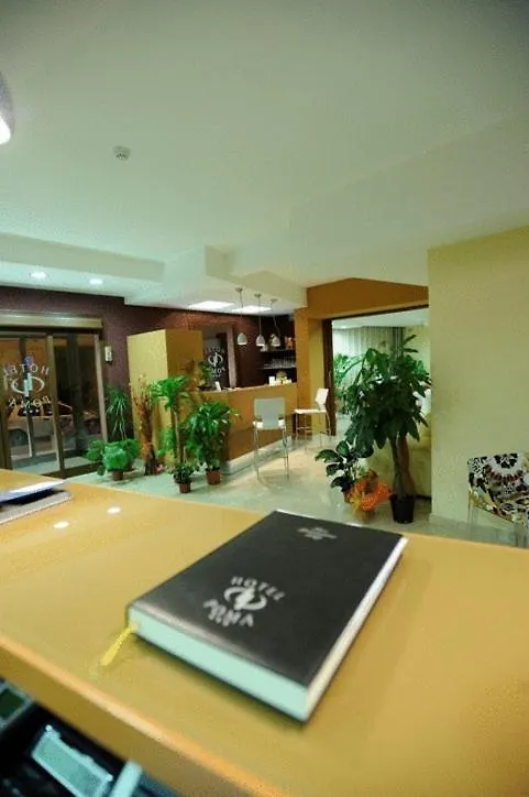 Hotel Poma 쿠스토나치