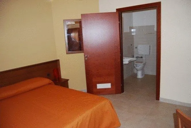 ***  Hotel Poma 쿠스토나치 이탈리아