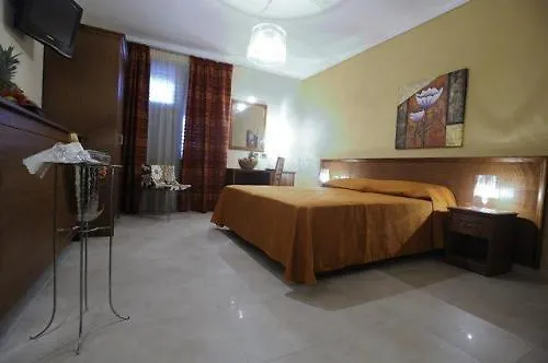 ***  Hotel Poma 쿠스토나치 이탈리아